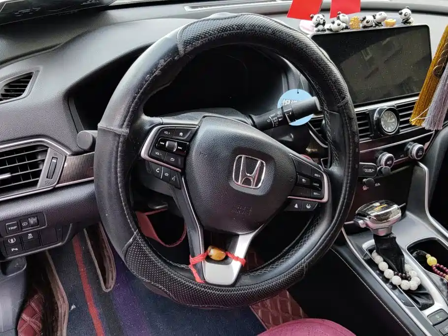Honda Accord — фото 15
