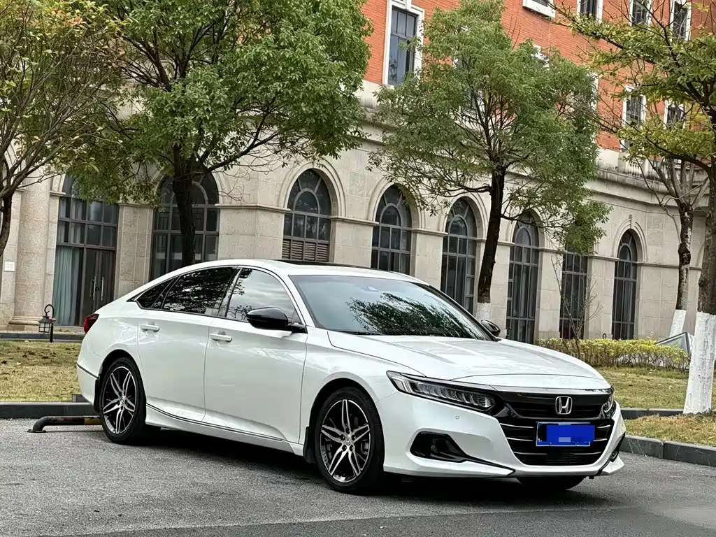 Honda Accord — фото 2