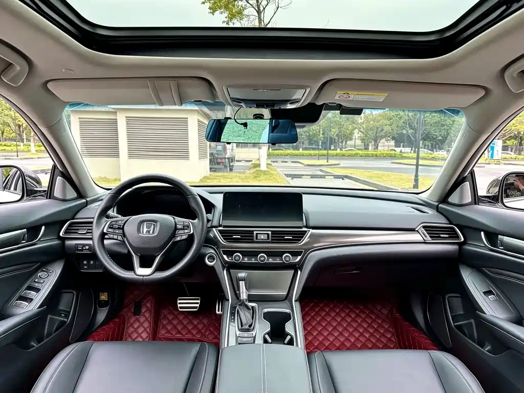 Honda Accord — фото 6