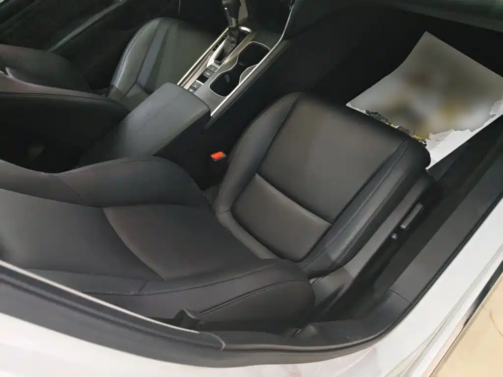 Honda Accord — фото 24