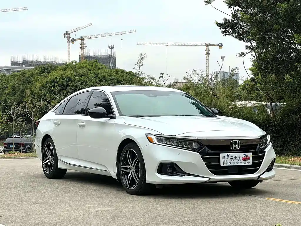 Honda Accord — фото 3