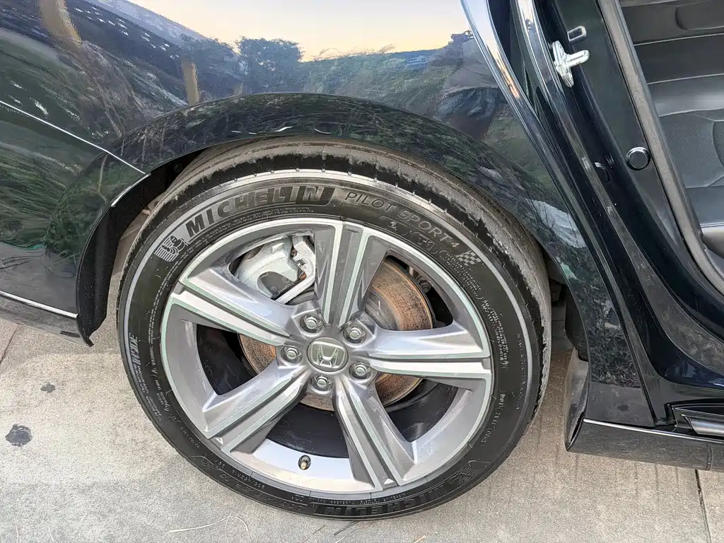 Honda Accord New Energy — фото 15