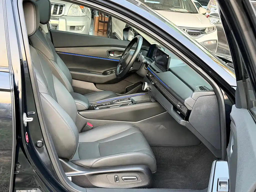 Honda Accord New Energy — фото 9