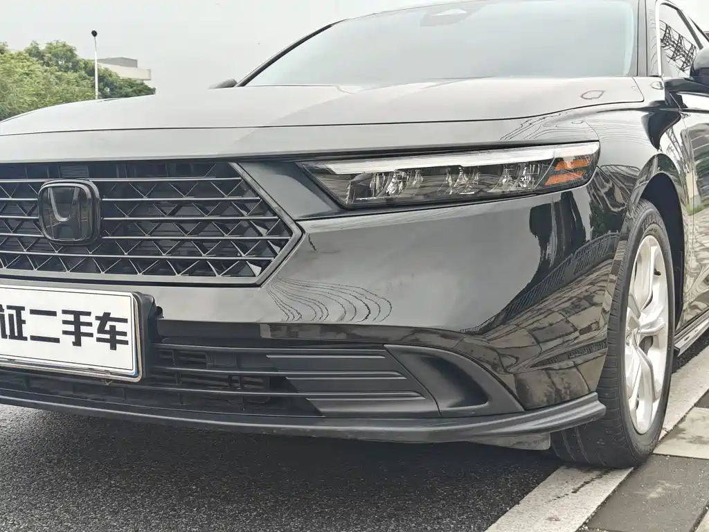Honda Accord — фото 25