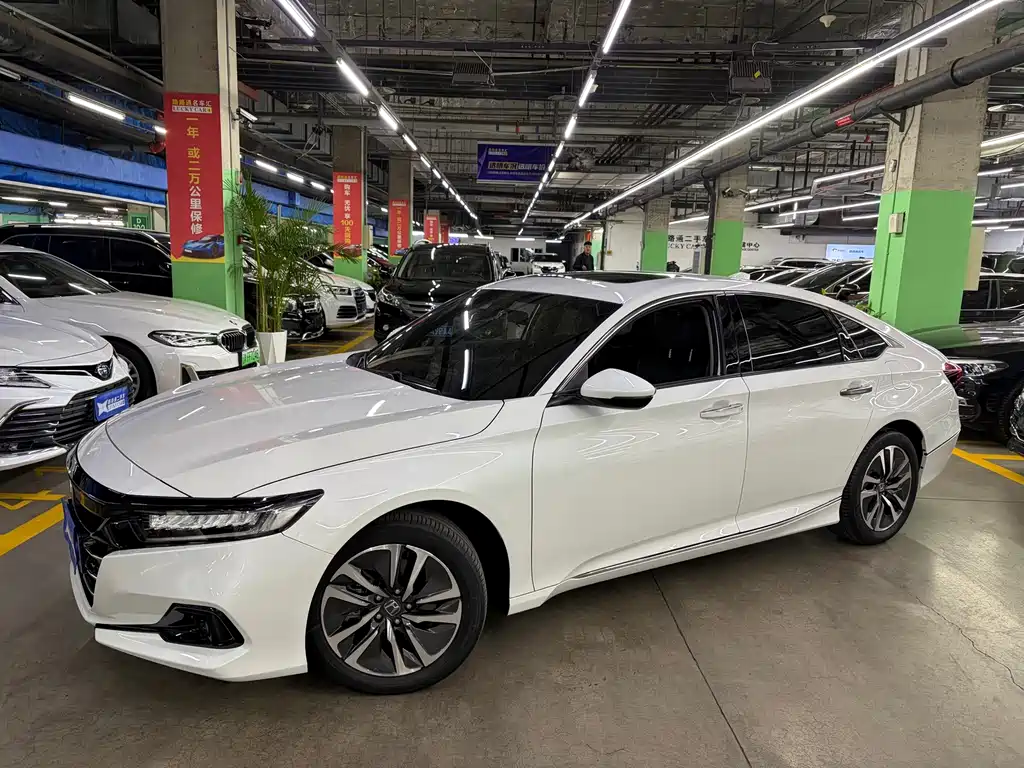 Honda Accord — фото 3