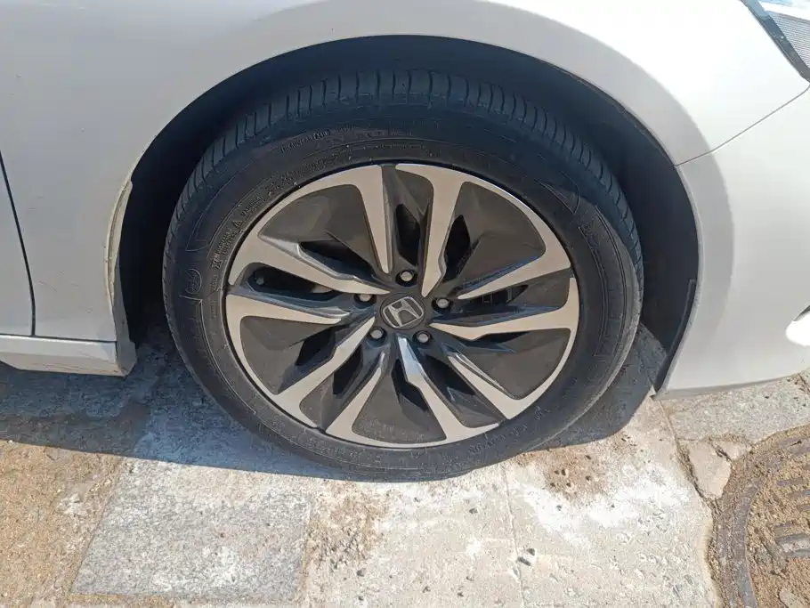 Honda Accord — фото 6