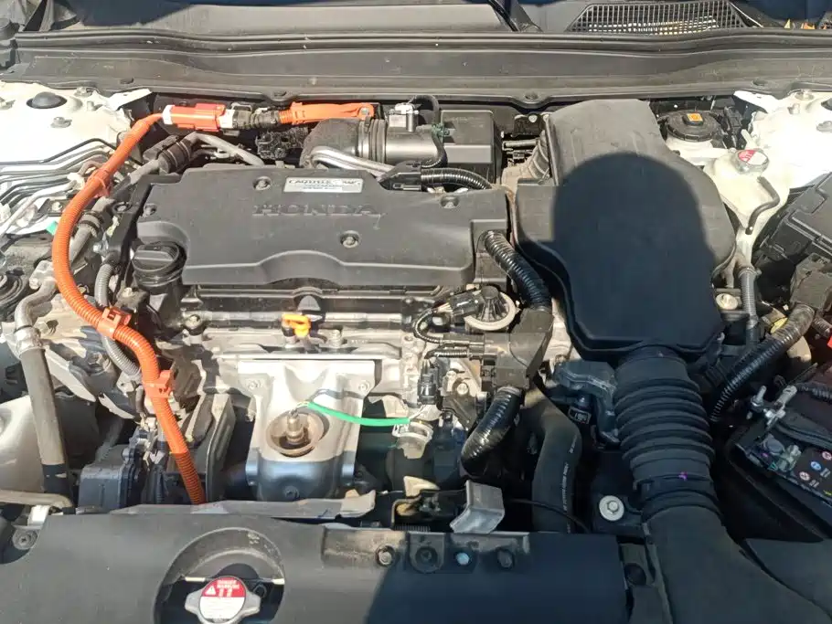Honda Accord — фото 10
