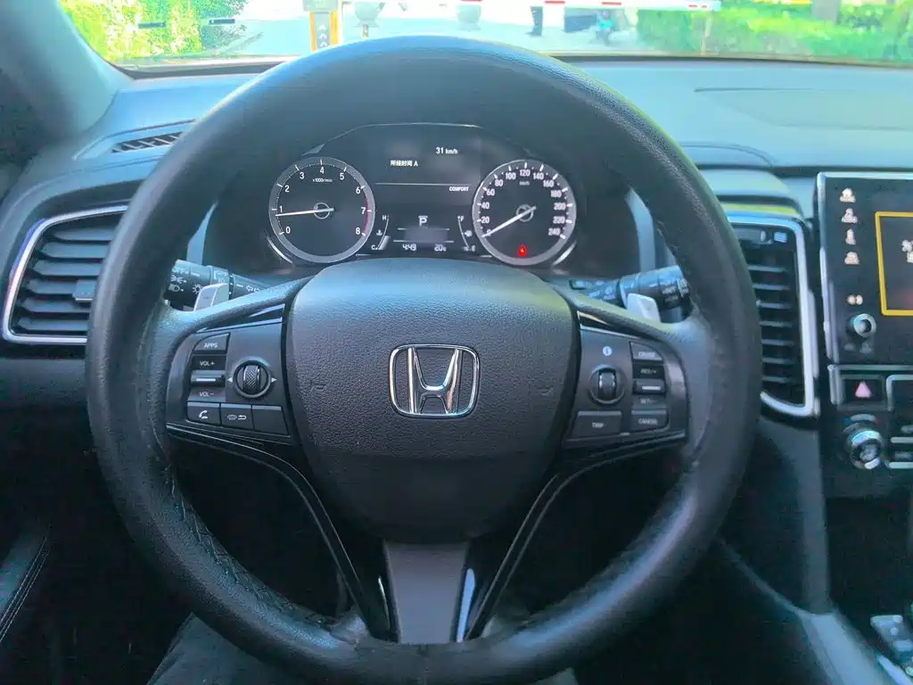 Honda UR-V — фото 6