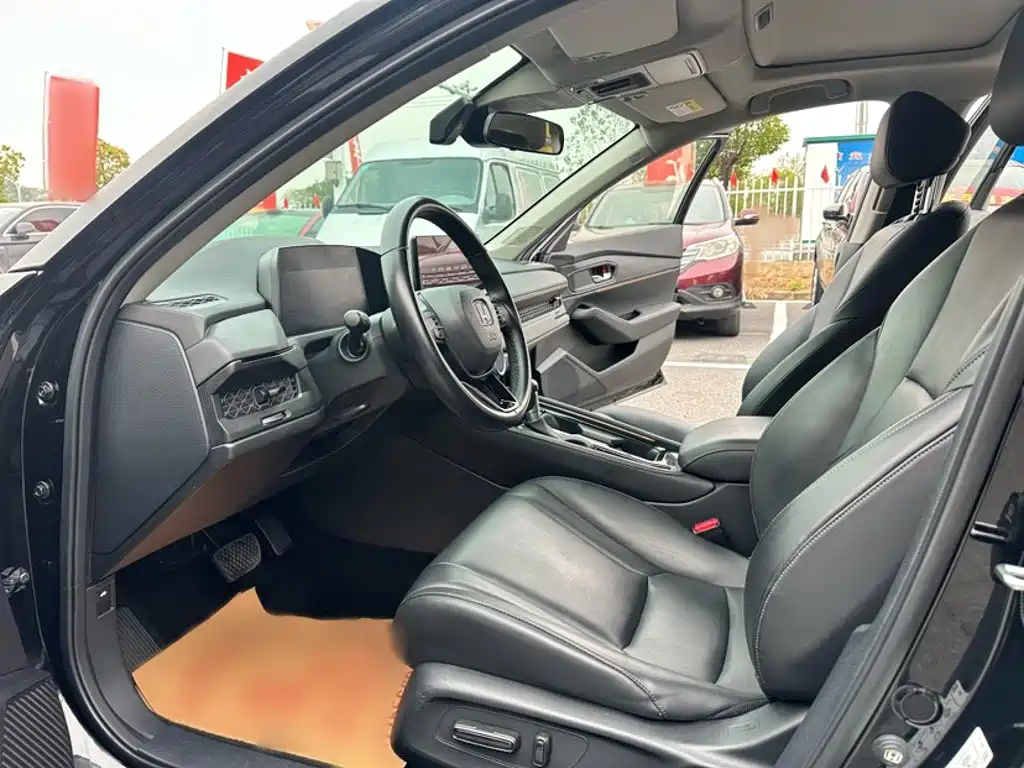 Honda Accord — фото 6