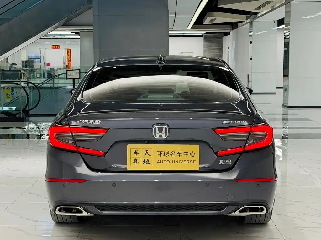Honda Accord — фото 5
