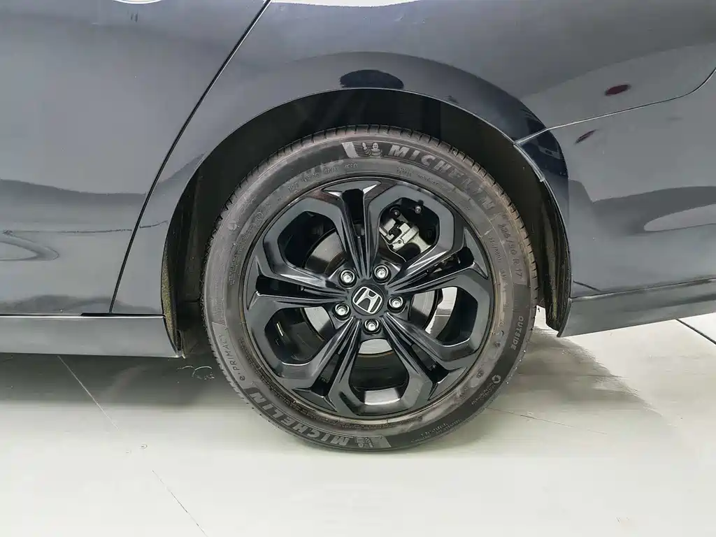 Honda Accord — фото 14
