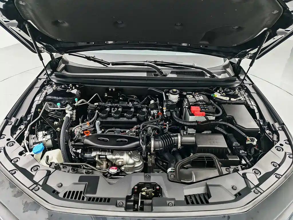 Honda Accord — фото 18