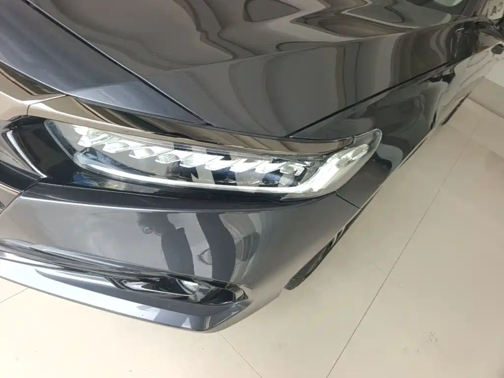 Honda Accord — фото 23