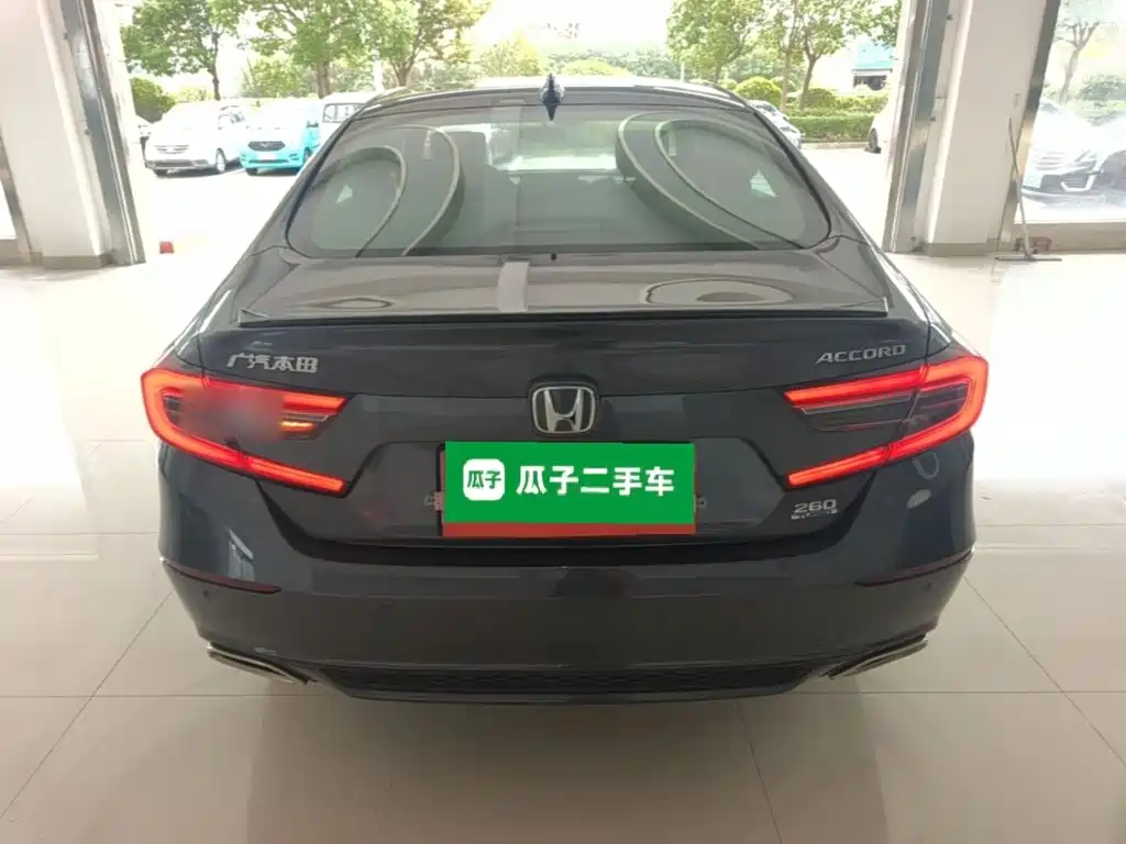 Honda Accord — фото 5