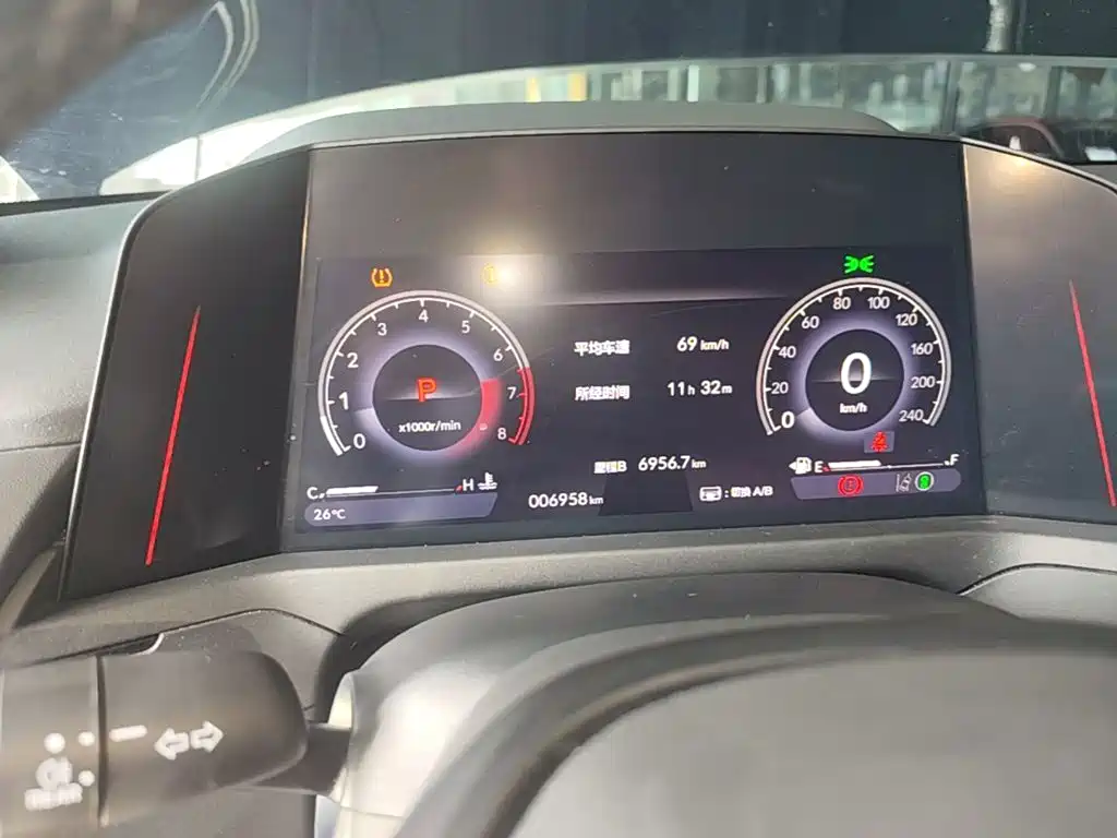 Honda Accord — фото 11