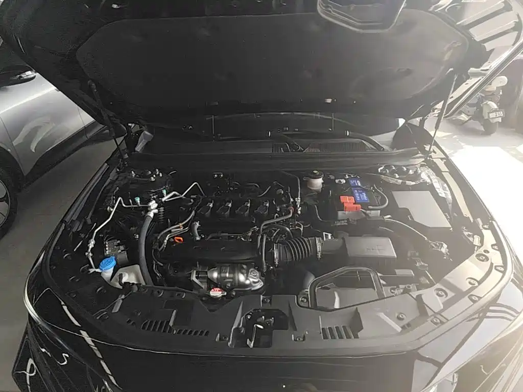 Honda Accord — фото 19
