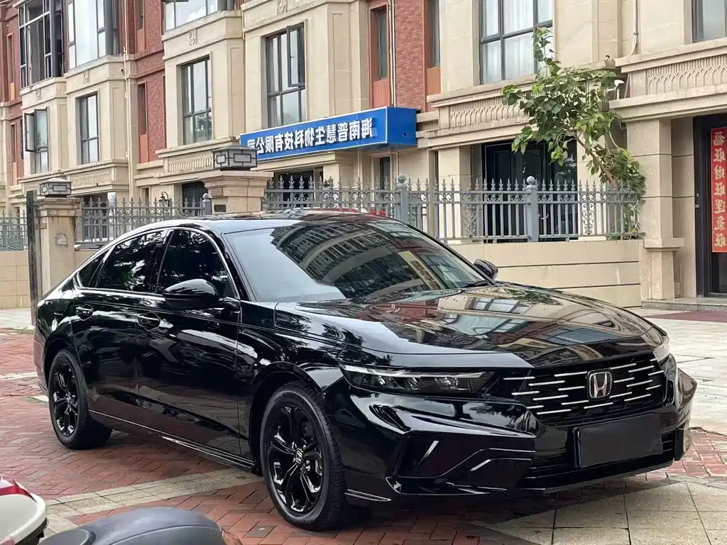 Honda Accord — фото 3