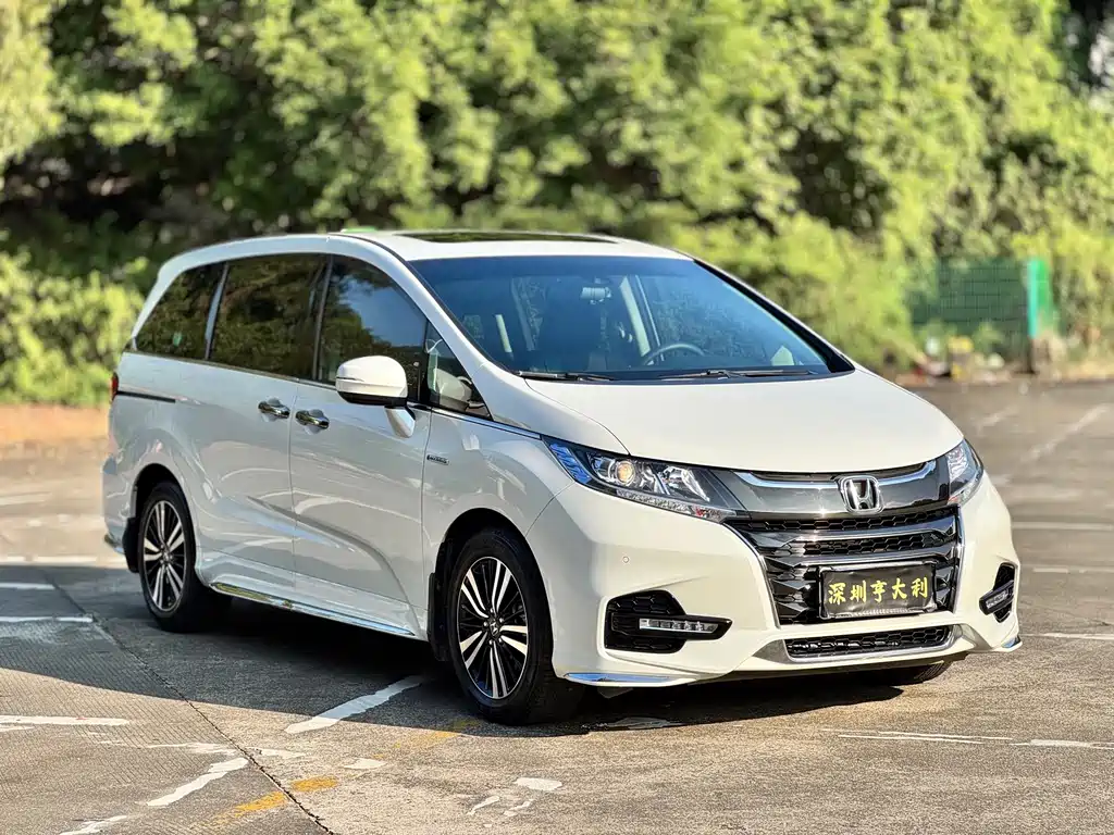 Honda Odyssey — фото 2