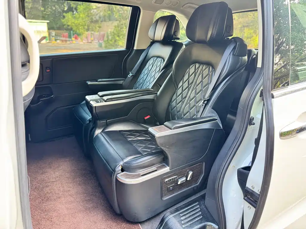 Honda Odyssey — фото 19