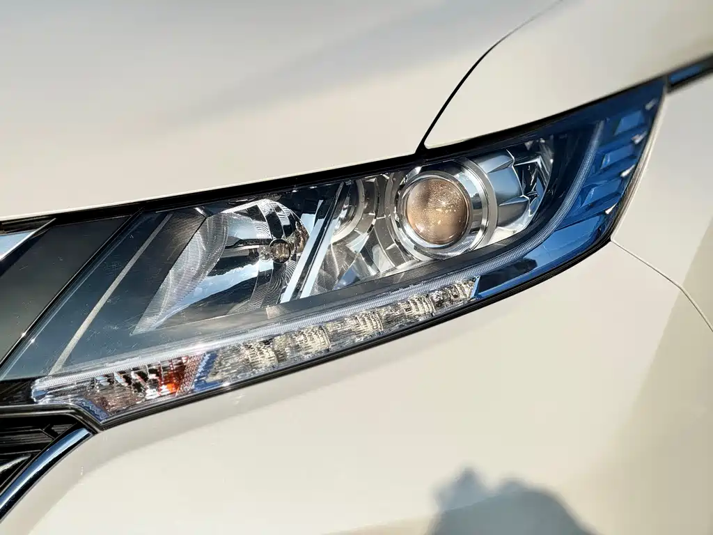 Honda Odyssey — фото 10