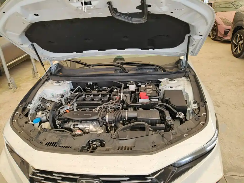 Honda Accord — фото 15