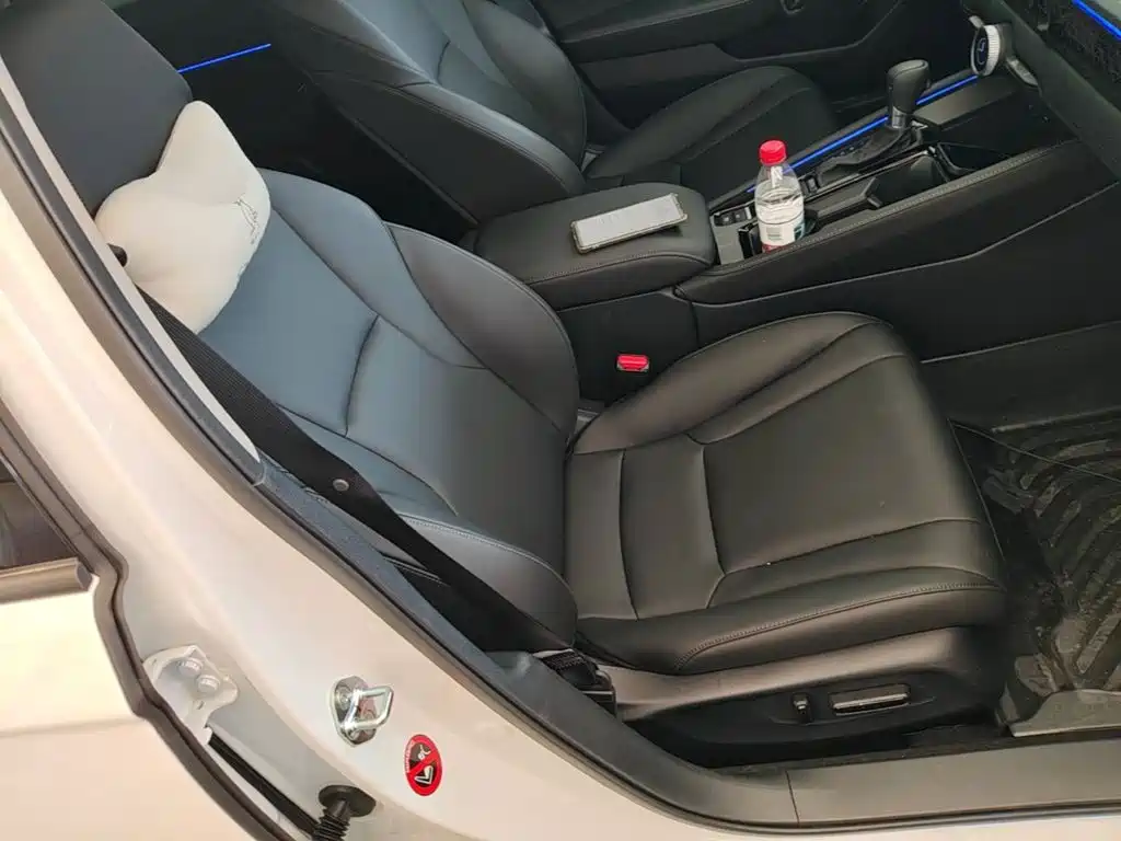 Honda Accord — фото 20