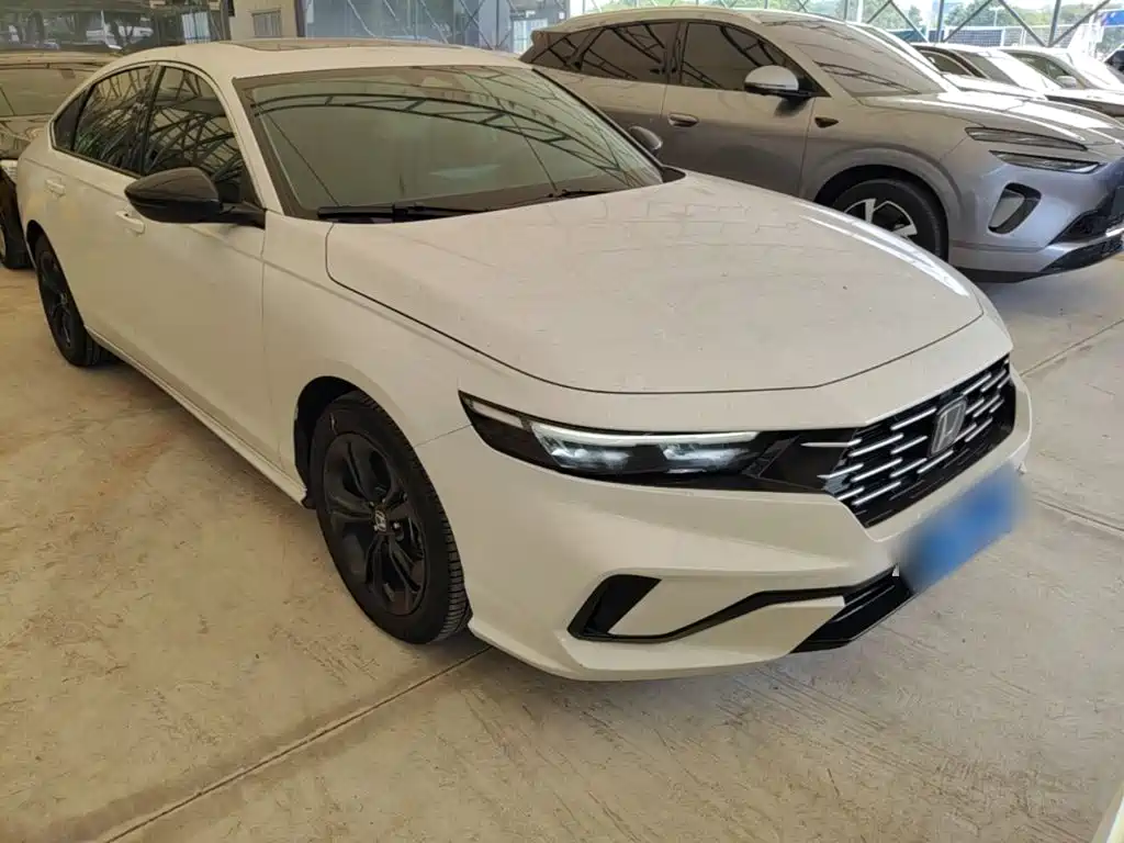 Honda Accord — фото 3