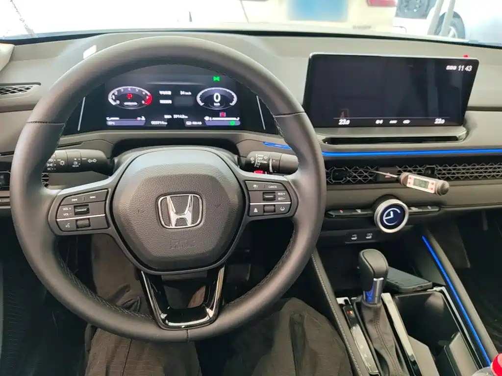 Honda Accord — фото 6