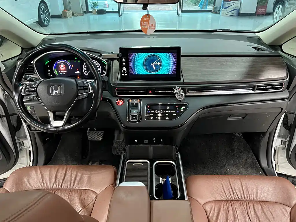 Honda Odyssey — фото 10
