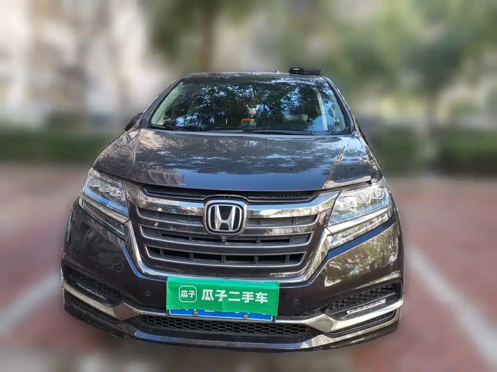 Honda Elysion — фото 2