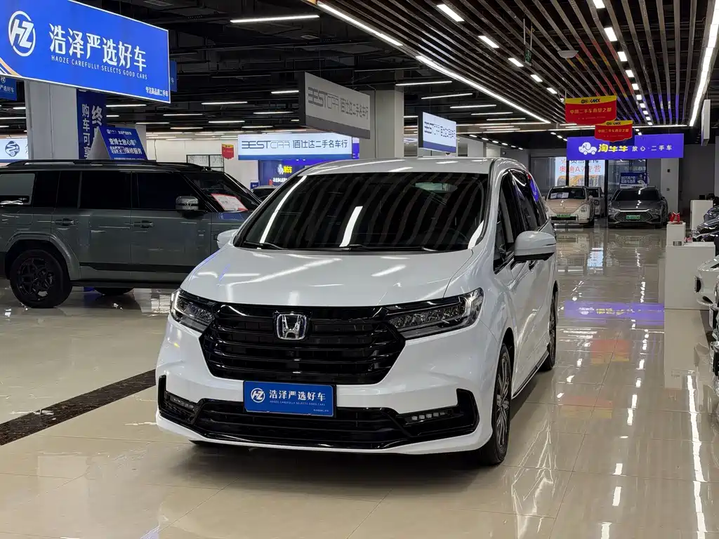 Honda Odyssey — фото 1
