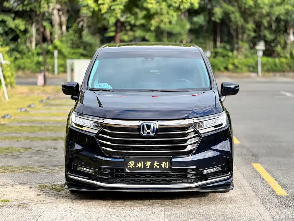 Honda Odyssey — фото 2
