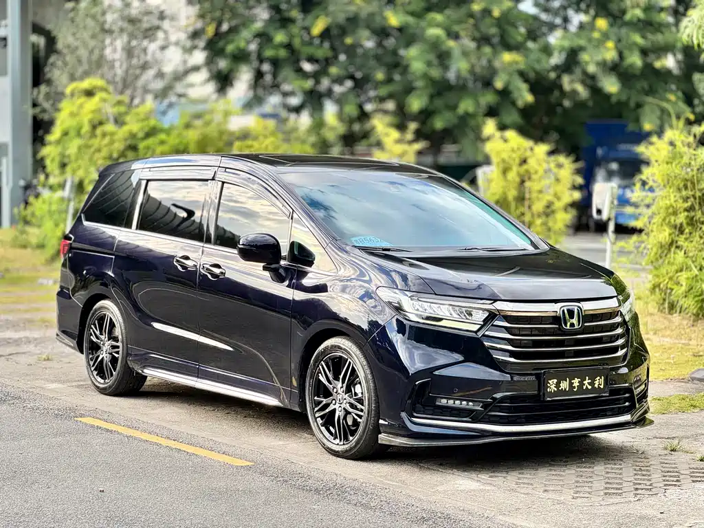 Honda Odyssey — фото 19