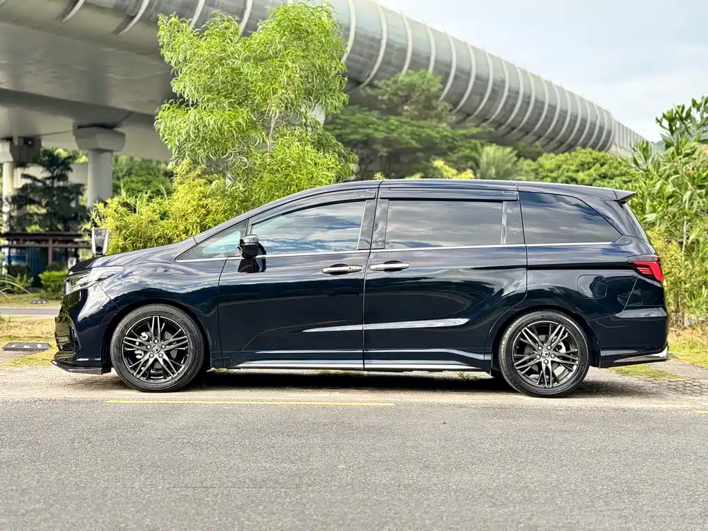 Honda Odyssey — фото 3