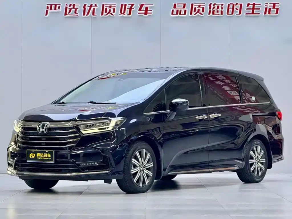 Honda Odyssey — фото 1