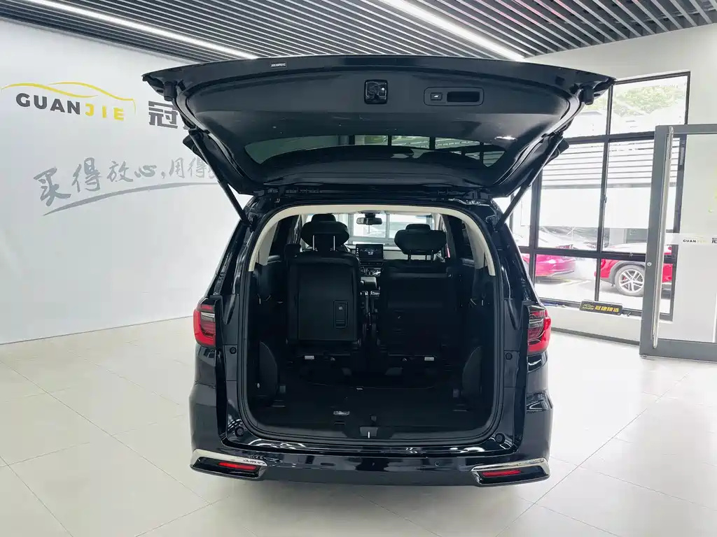 Honda Odyssey — фото 17