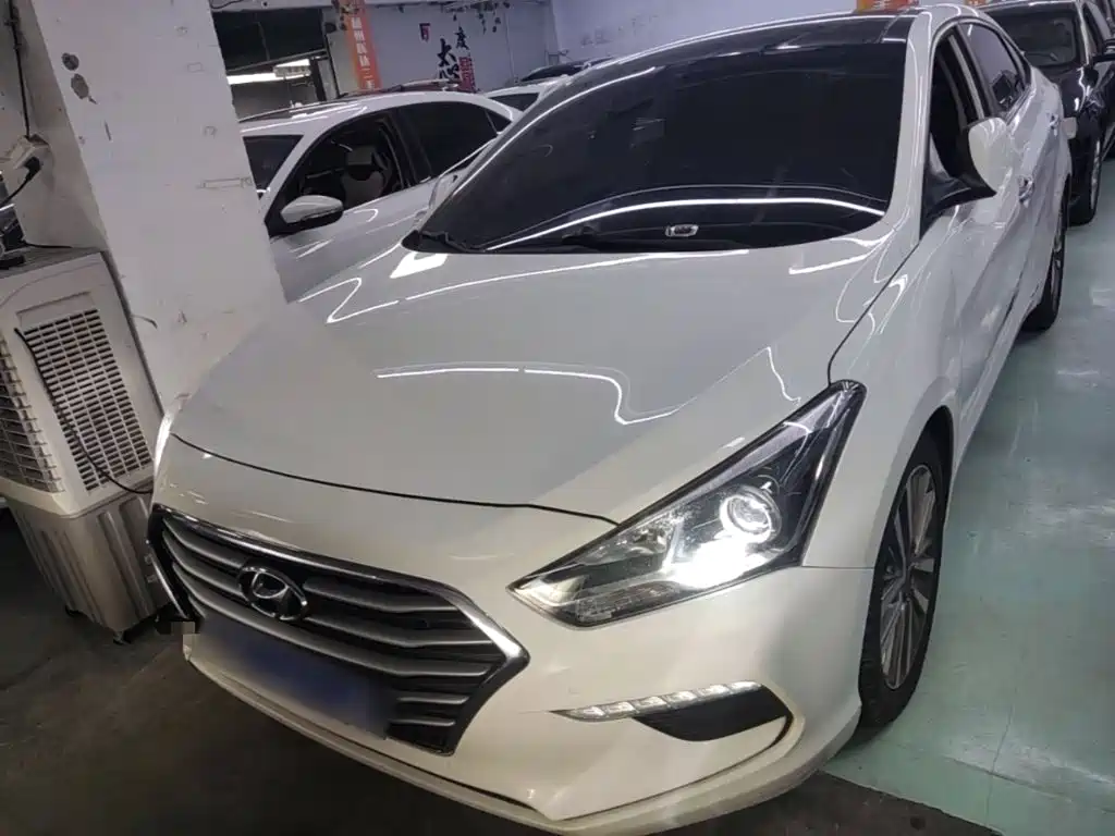 Hyundai Mistra — фото 2