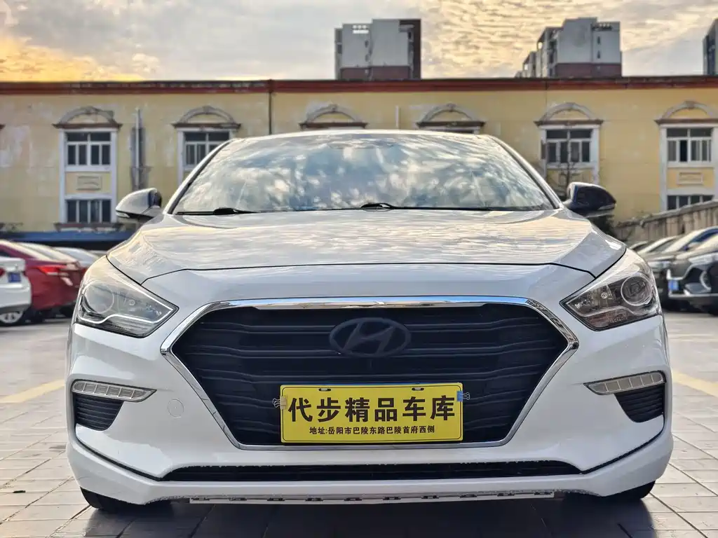 Hyundai Mistra — фото 2
