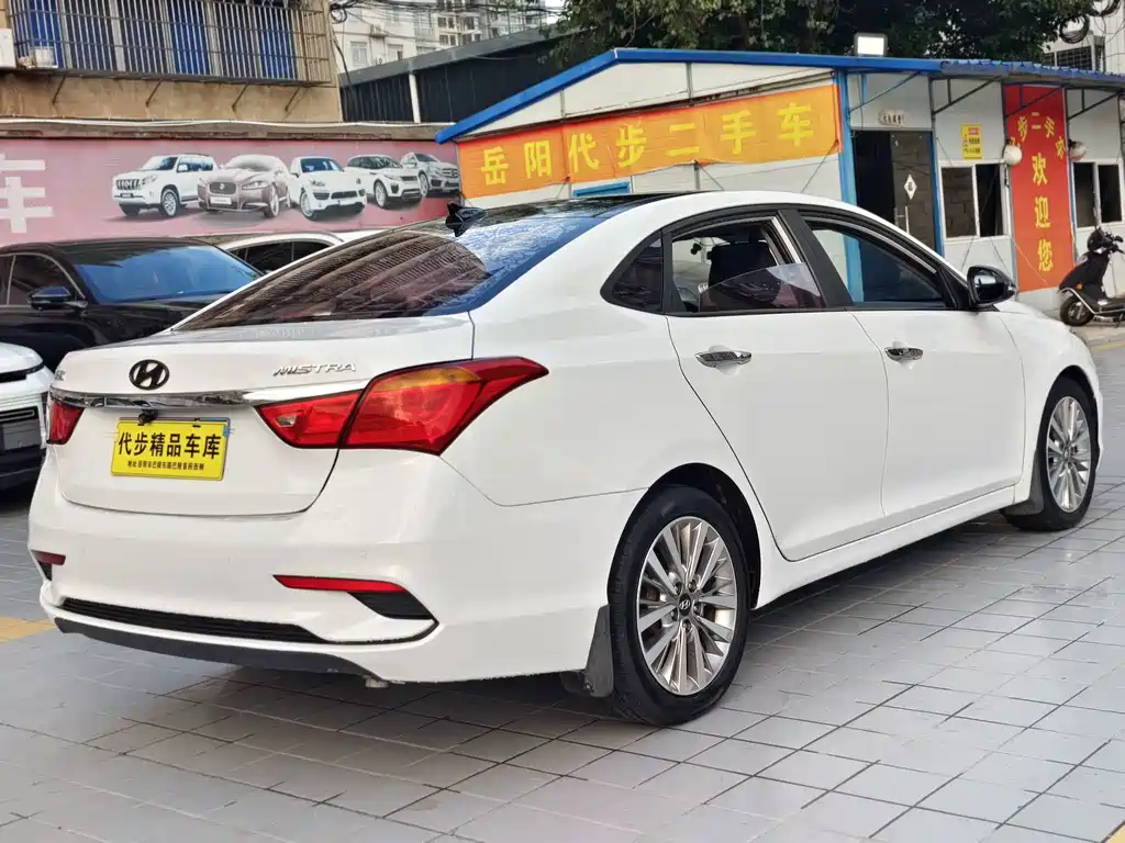 Hyundai Mistra — фото 17