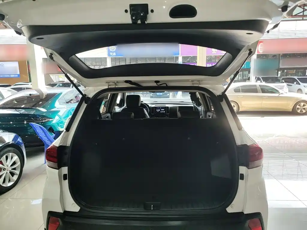 Hyundai ix35 — фото 18