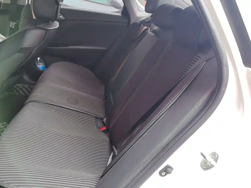 Hyundai Mistra — фото 18