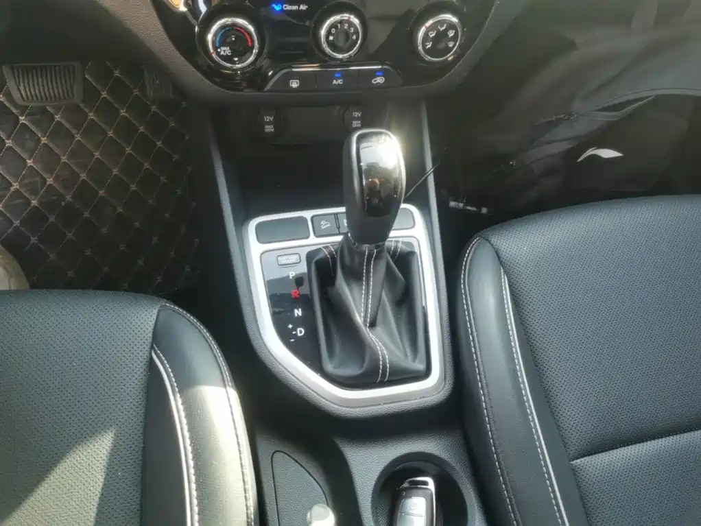 Hyundai ix25 — фото 13