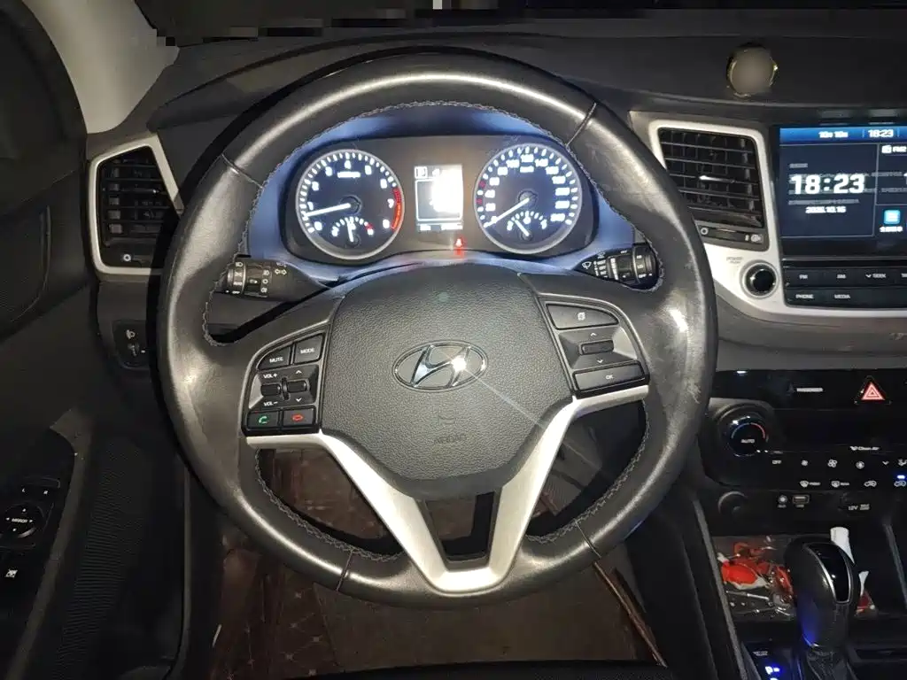 Hyundai Tucson — фото 6
