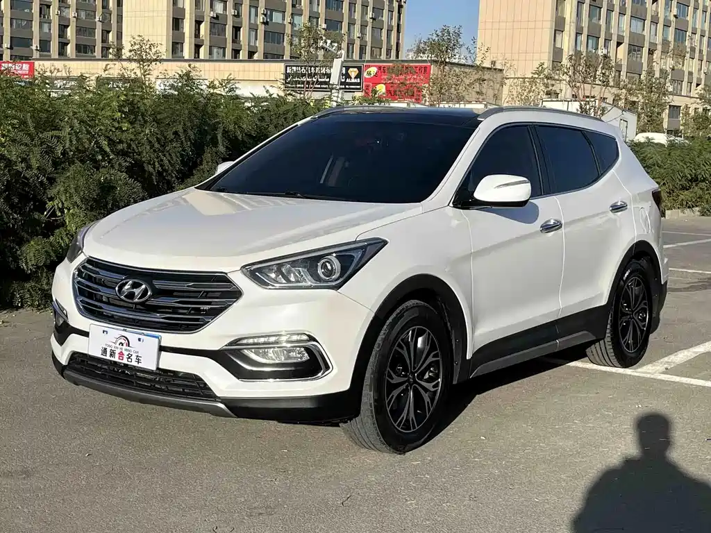 Hyundai Santa Fe — фото 3