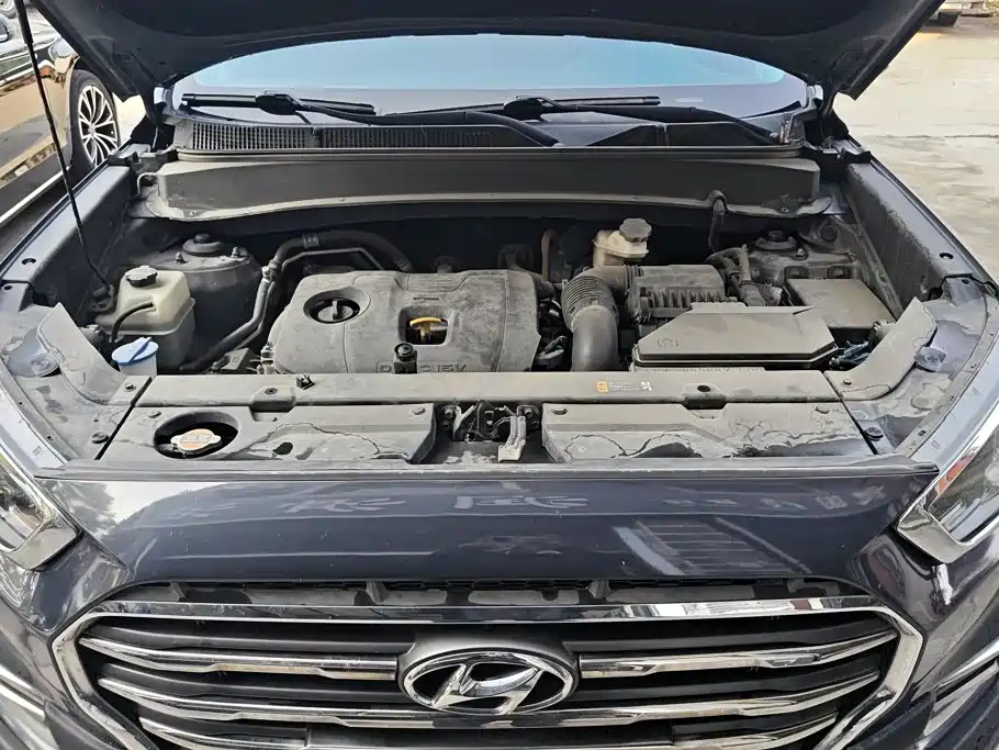 Hyundai ix35 — фото 10
