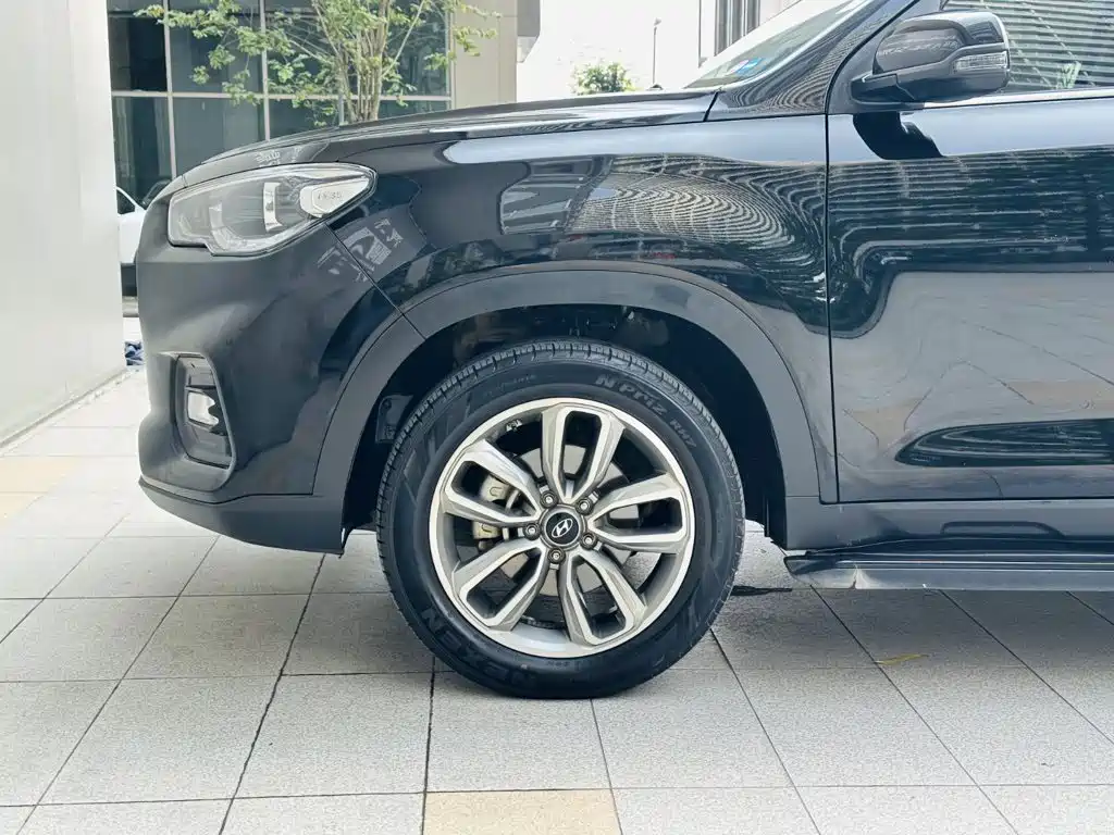 Hyundai ix35 — фото 22