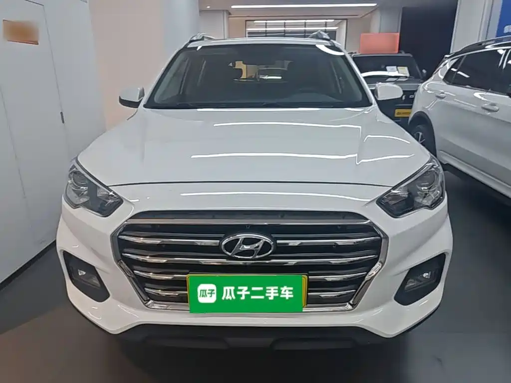 Hyundai ix35 — фото 2
