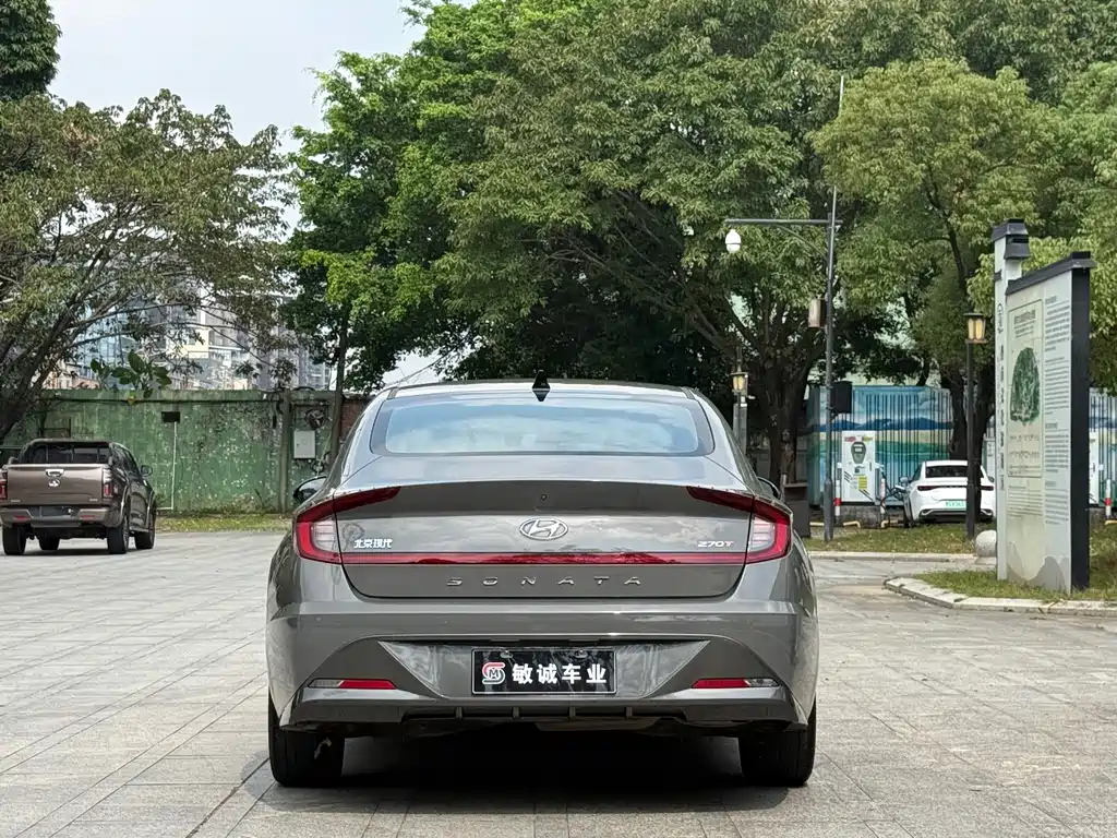 Hyundai Sonata — фото 4