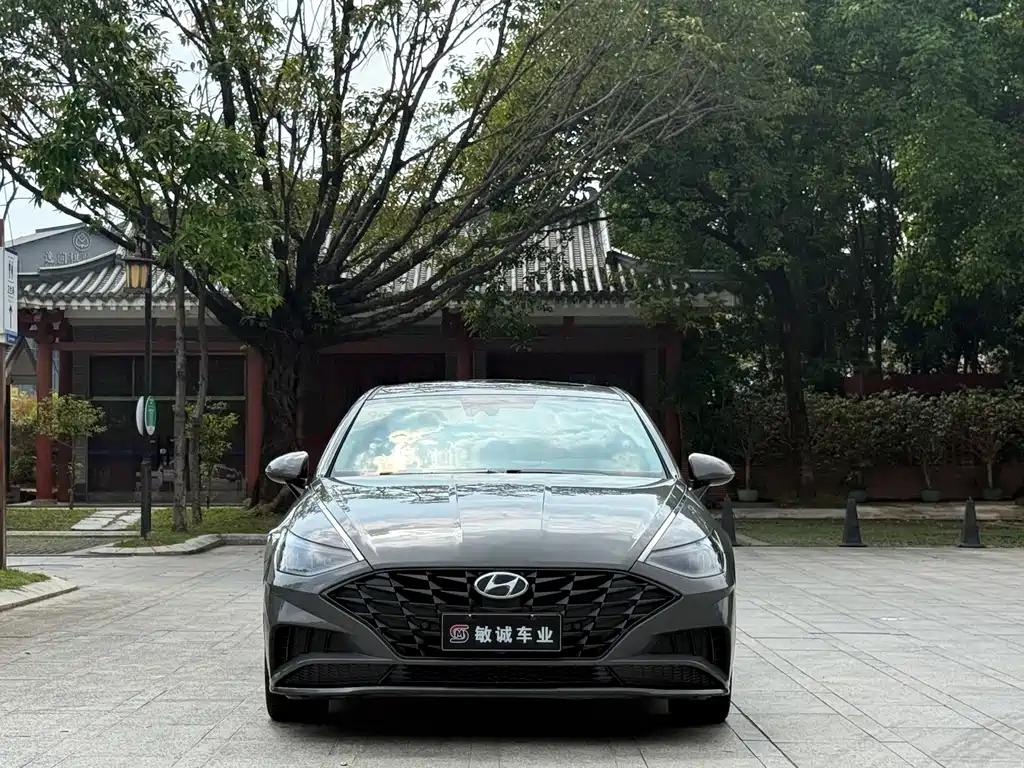 Hyundai Sonata — фото 5