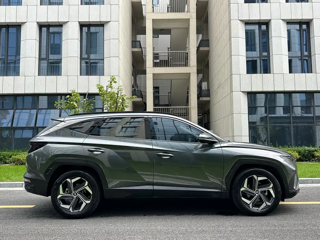 Hyundai Tucson — фото 25